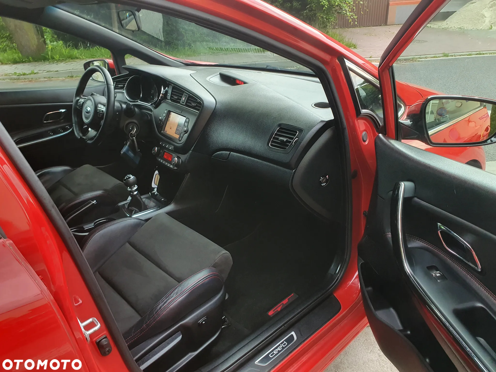 Kia Ceed Cee'd 1.6 T-GDI GT XL - 12