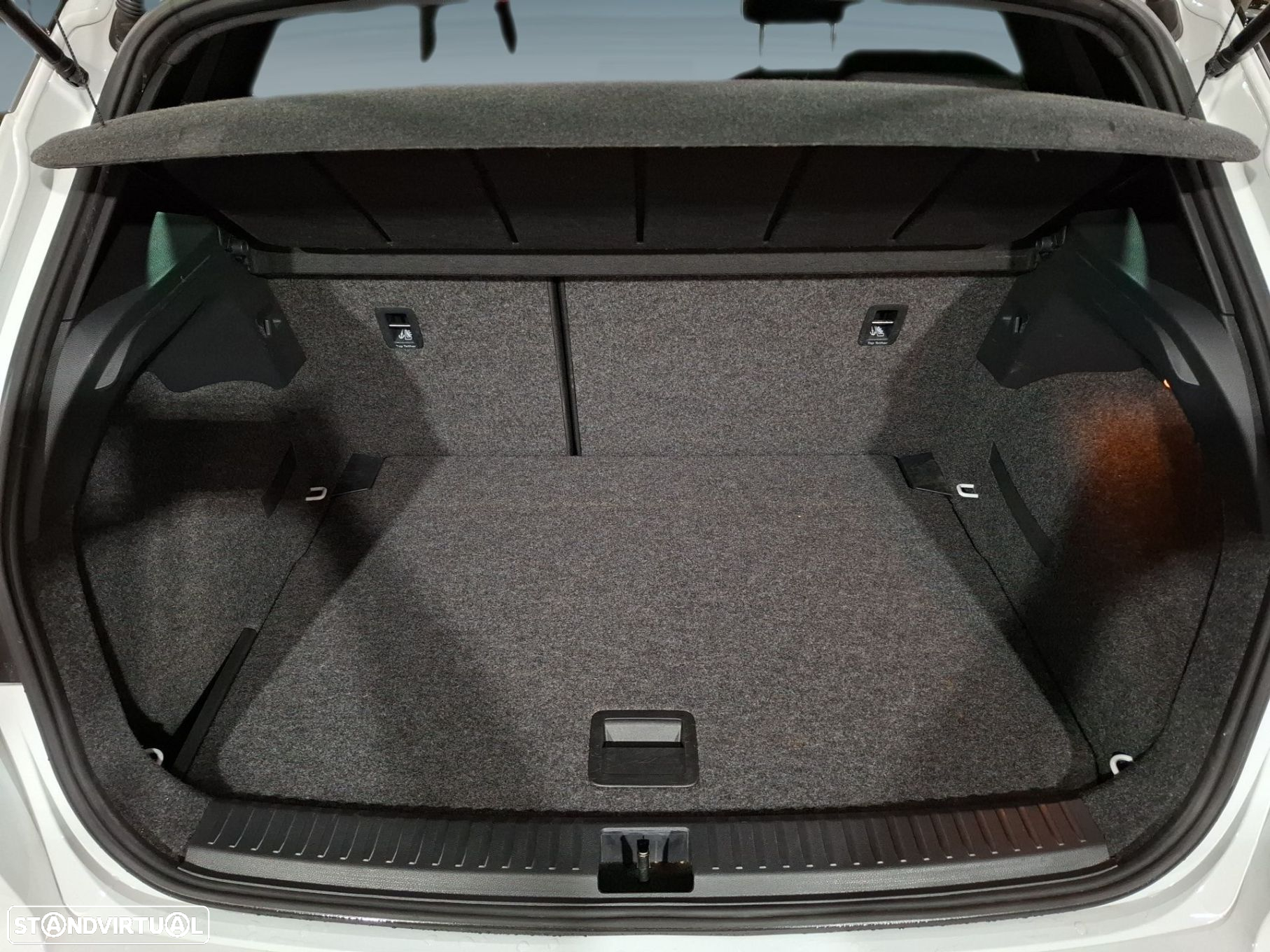 SEAT Arona 1.0 TSI Xcellence - 24