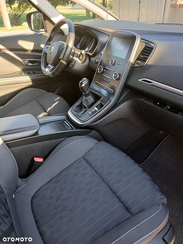 Renault Scenic - 11