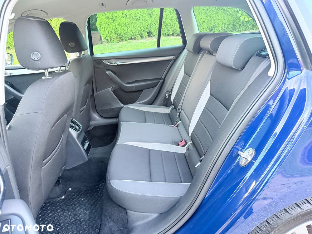 Skoda Octavia 2.0 TDI Joy - 28