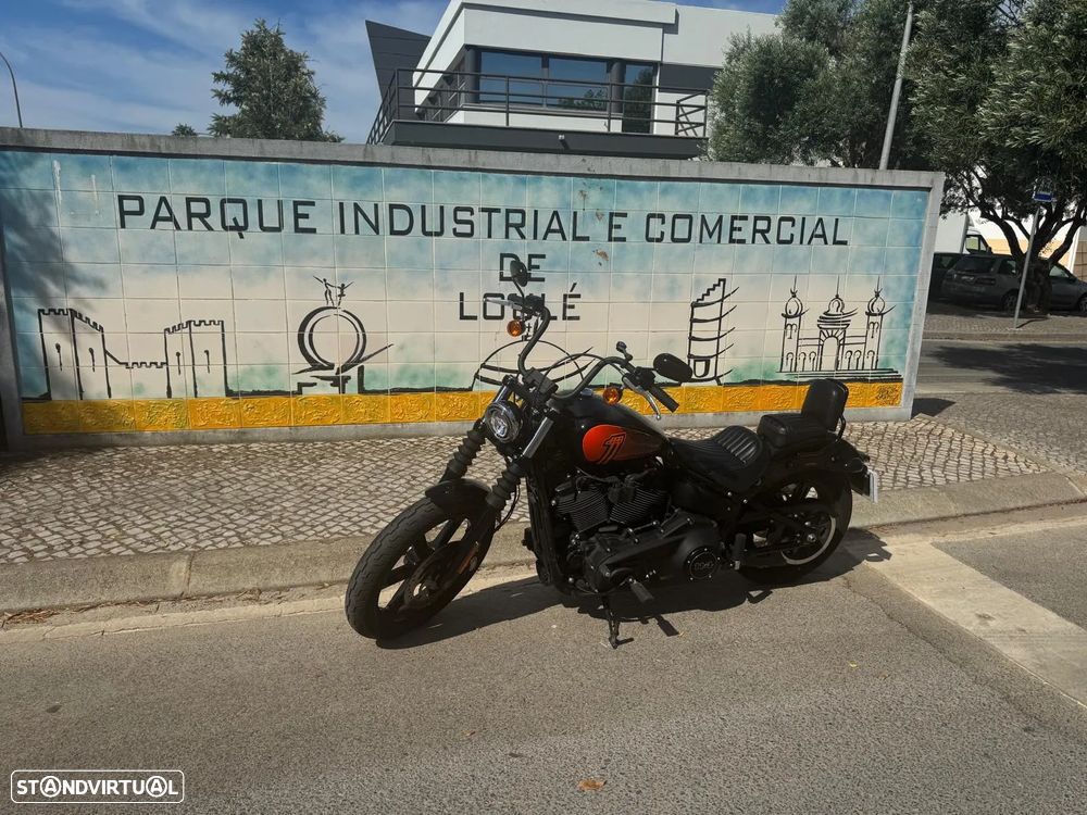 Harley-Davidson Street SOFTAIL FXBBS STREET BOB 114 - 10