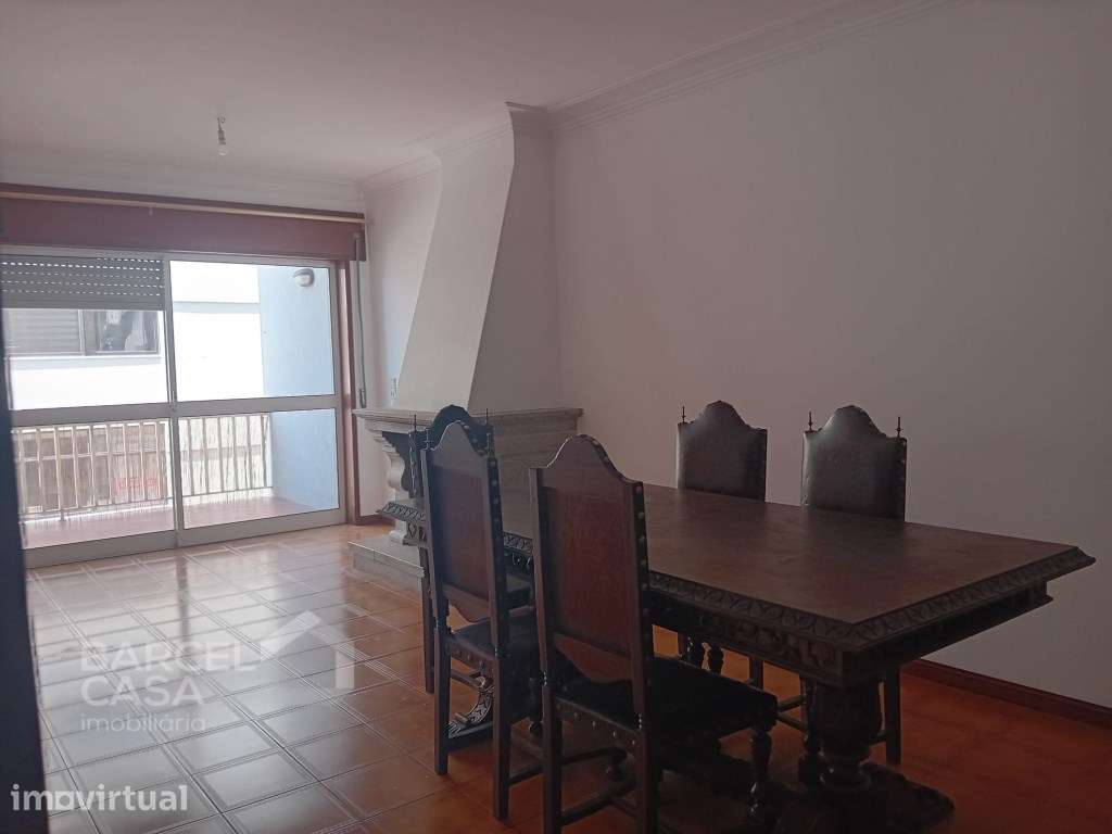 Apartamento T2 Duplex para arrendar no centro de Barcelos - Grande imagem: 5/14