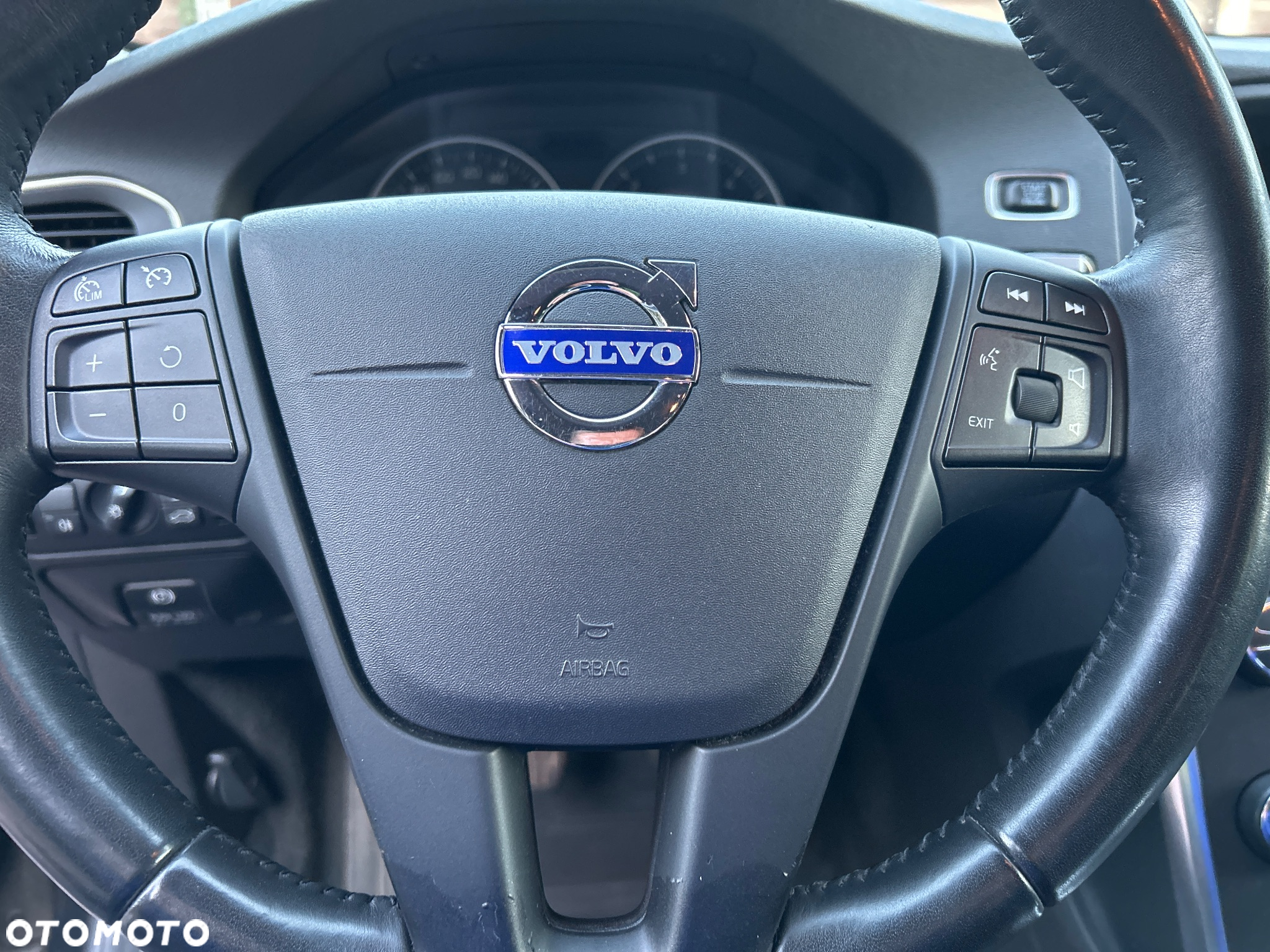 Volvo V60 DRIVe - 17