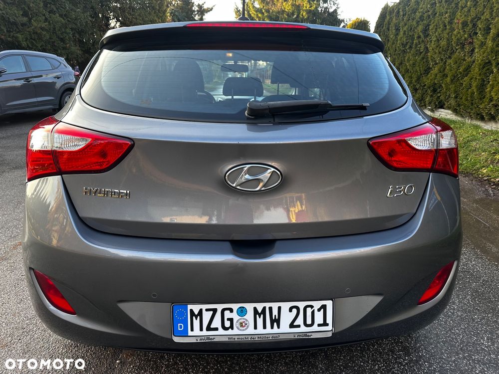 Hyundai i30 1.4 Advantage - 8