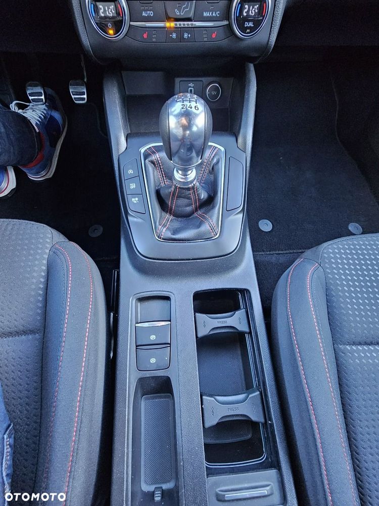 Ford Focus - 31