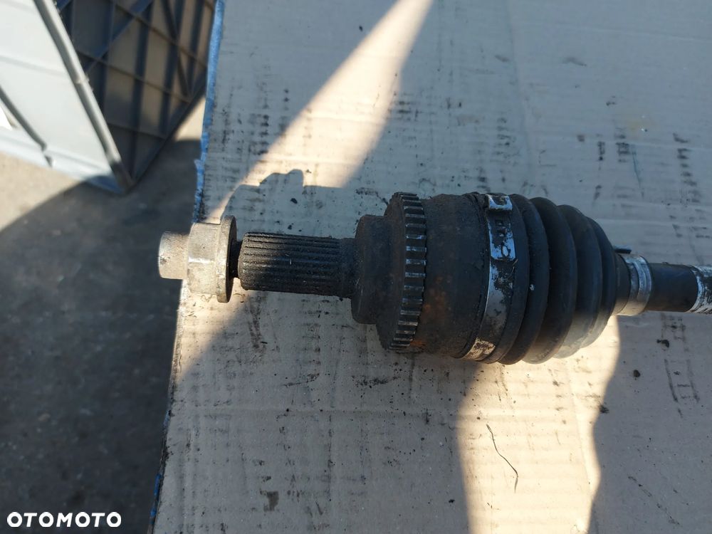 Półoś lewa krótka Suzuki Swift 1.3 '07r 44102-62J01 - 4