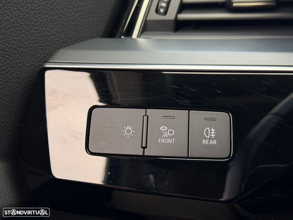 Audi Q8 e-Tron 55 quattro Advanced - 26