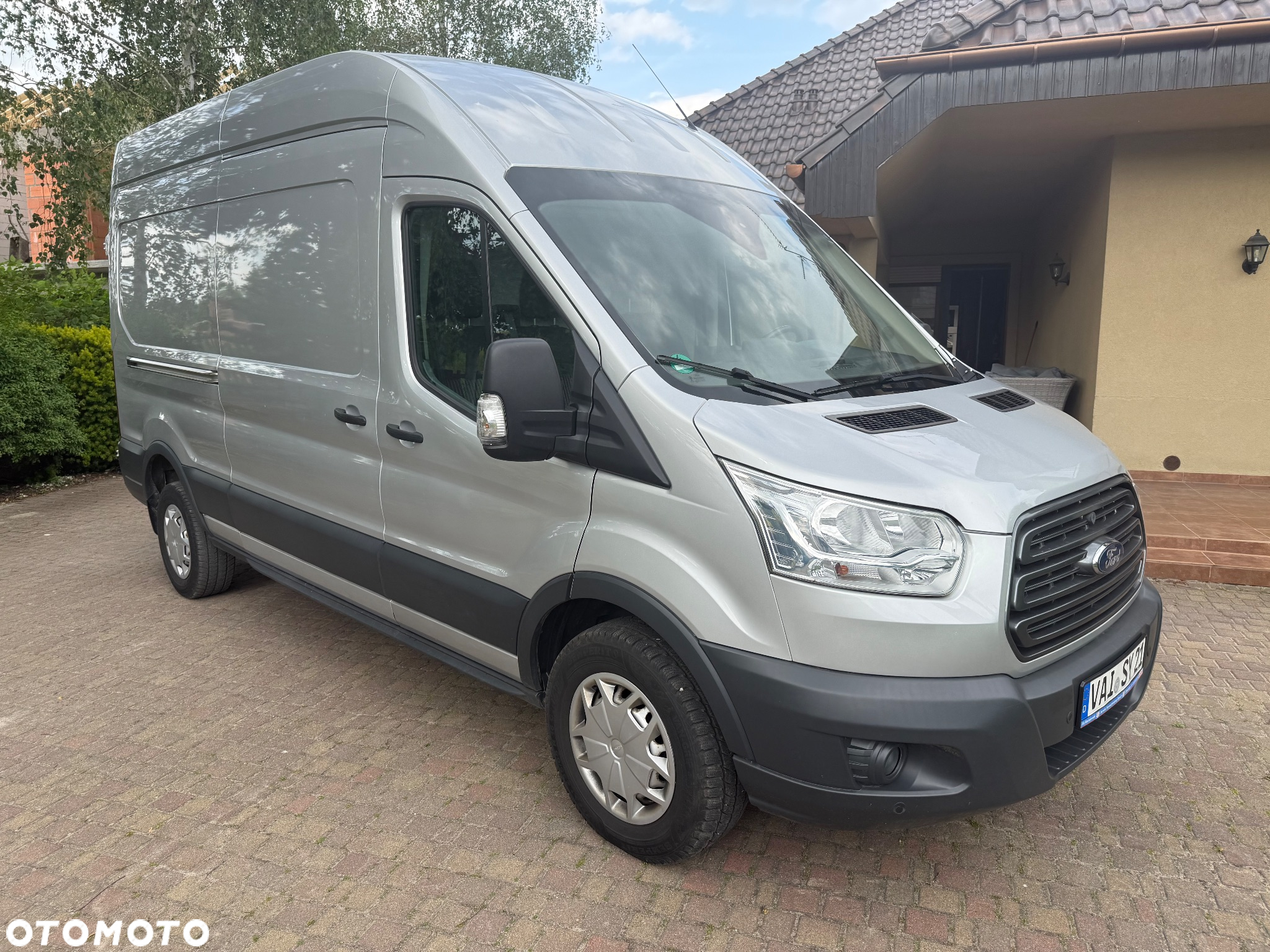 Ford Transit - 12
