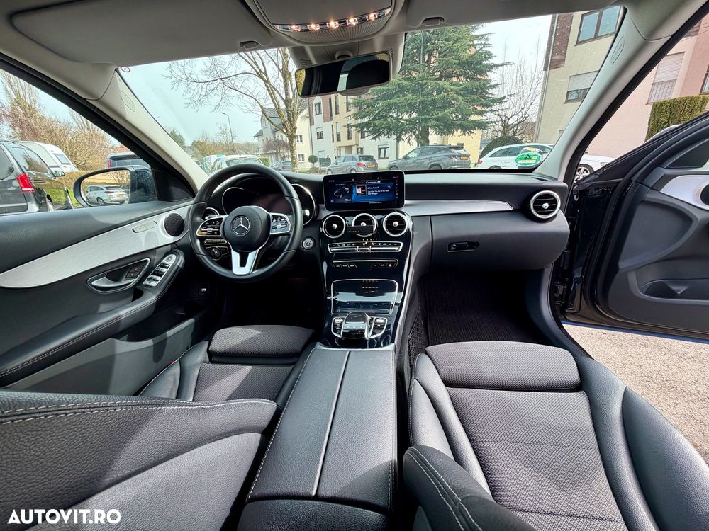 Mercedes-Benz C - 18
