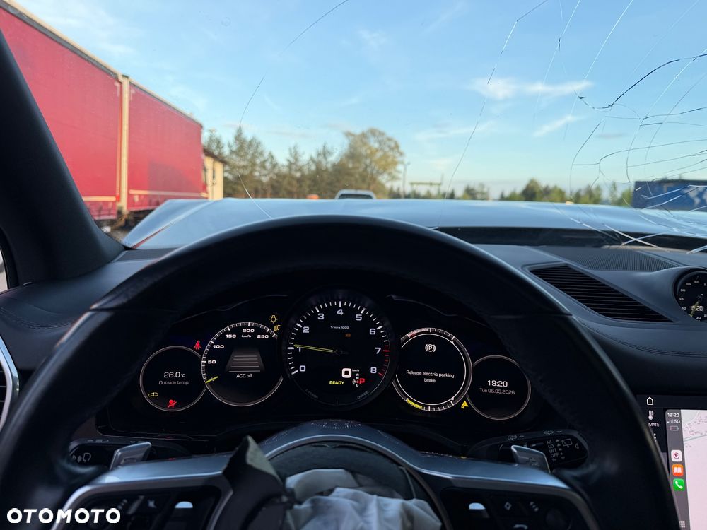 Porsche Cayenne E-Hybrid Tiptronic S Platinum Edition - 27