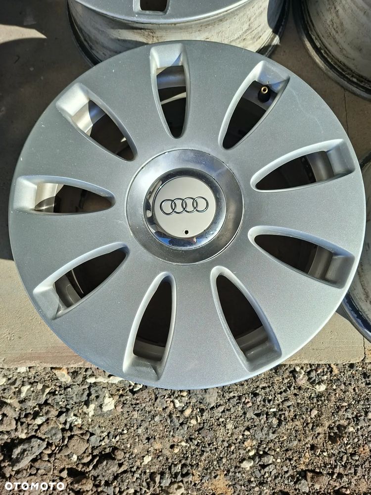 Oryginalne felgi audi, aluminiowe 16" stan bdb - 2