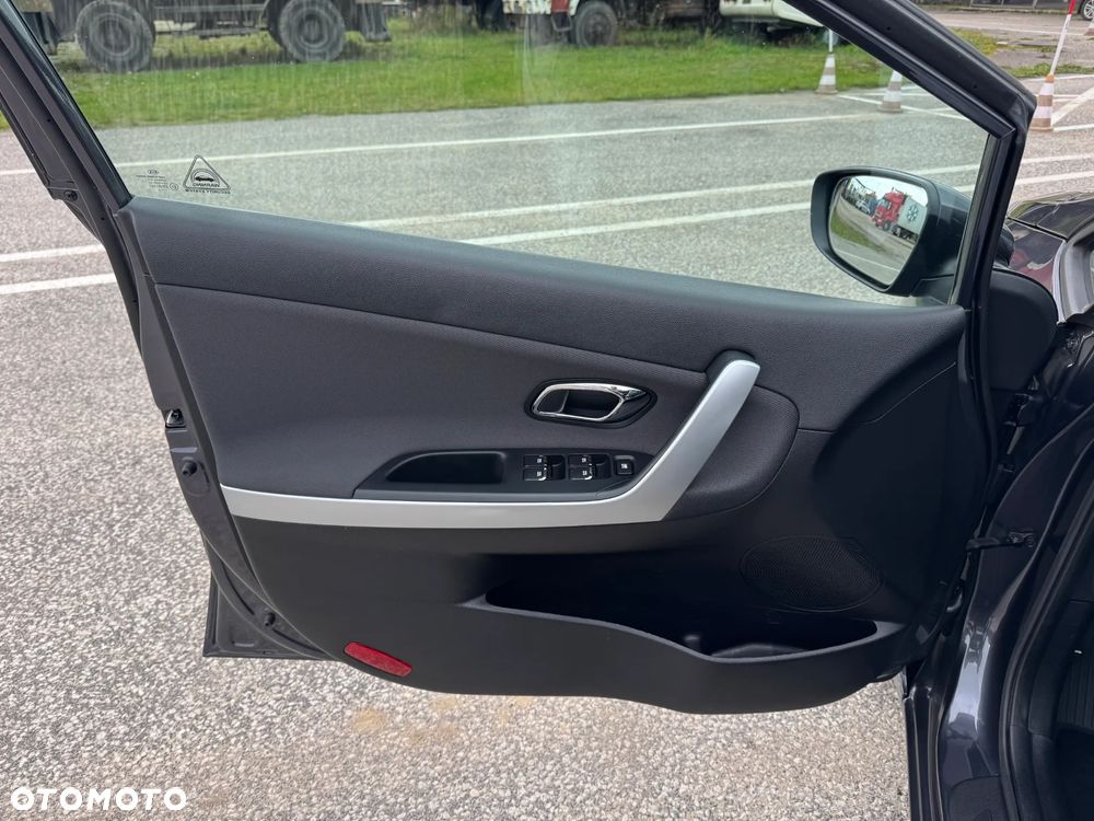 Kia Ceed 1.4 CVVT Dream Team Edition - 21