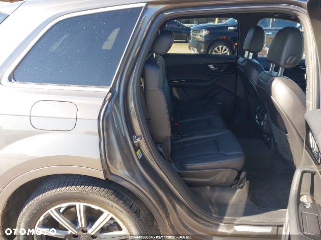 Audi Q7 - 6