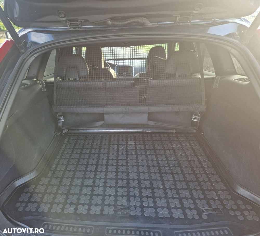 Volvo XC 60 - 8