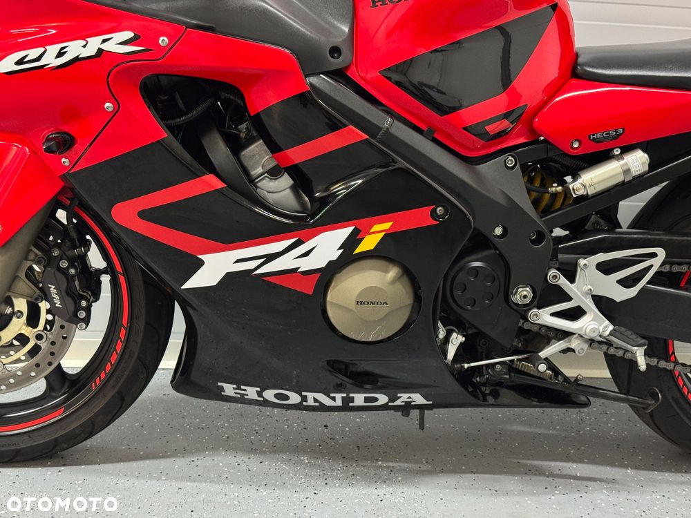 Honda CBR - 23