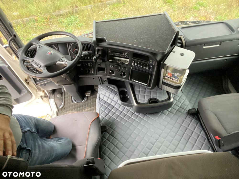 Scania R 580 do drzewa - 10
