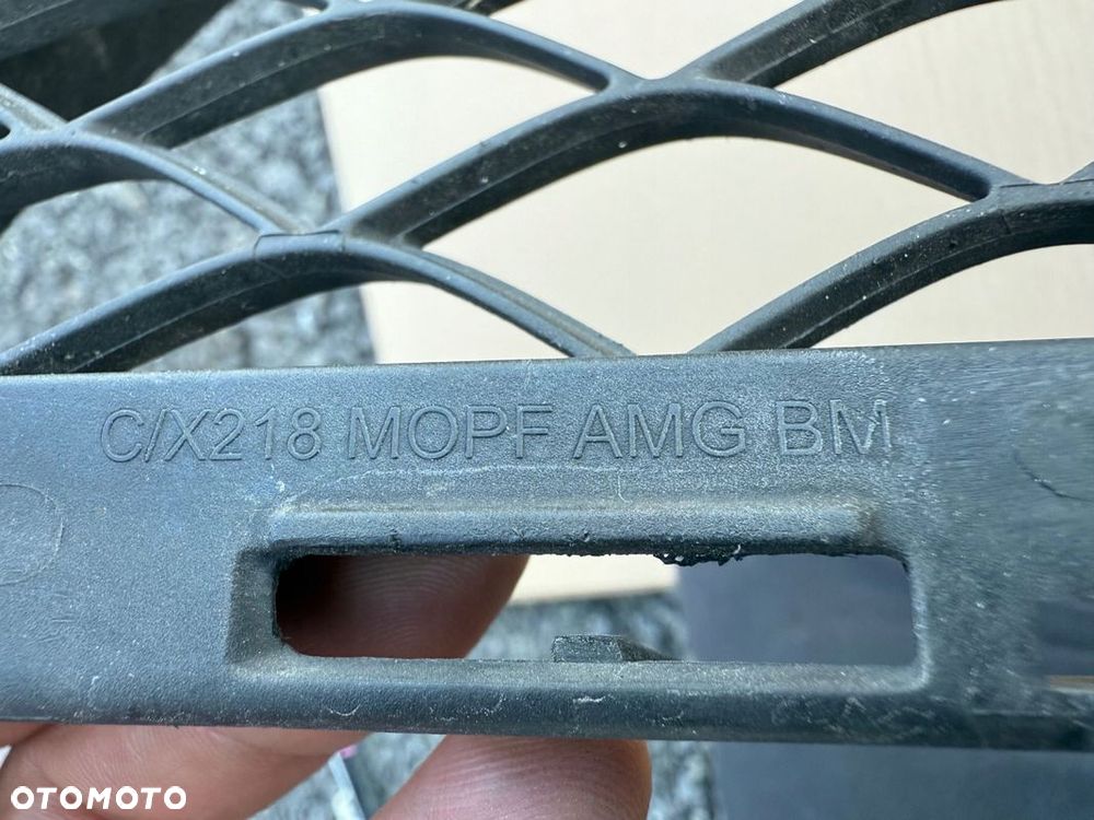 LEWA KRATKA ZDERZAKA PRZEDNIEGO MERCEDES CLS W218 63 AMG LIFT ORYGINAŁ - 3