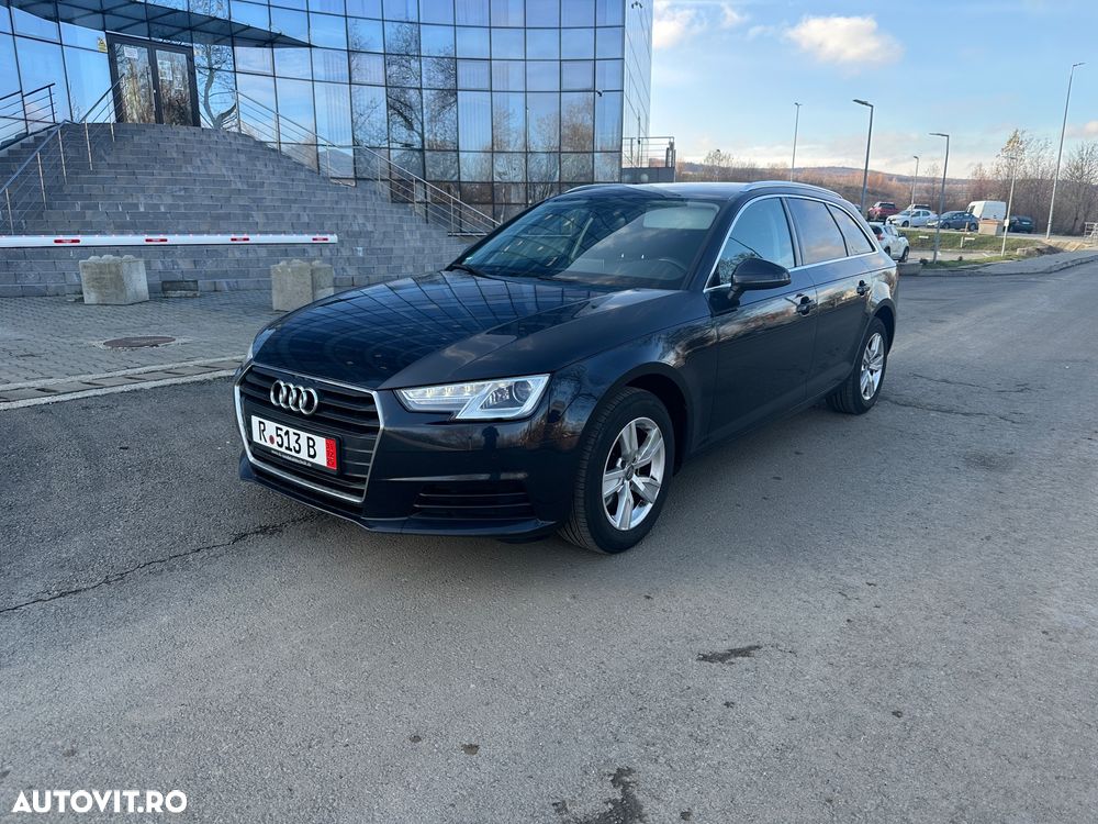 Audi A4 Avant 2.0 TDI S tronic Sport - 1