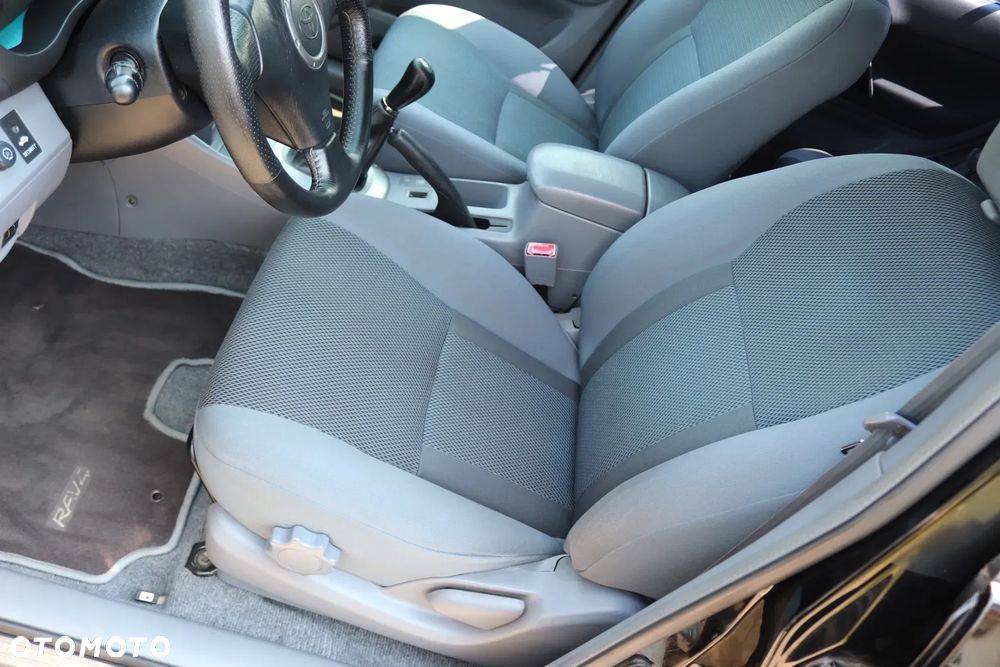 Toyota RAV4 4x4 - 31