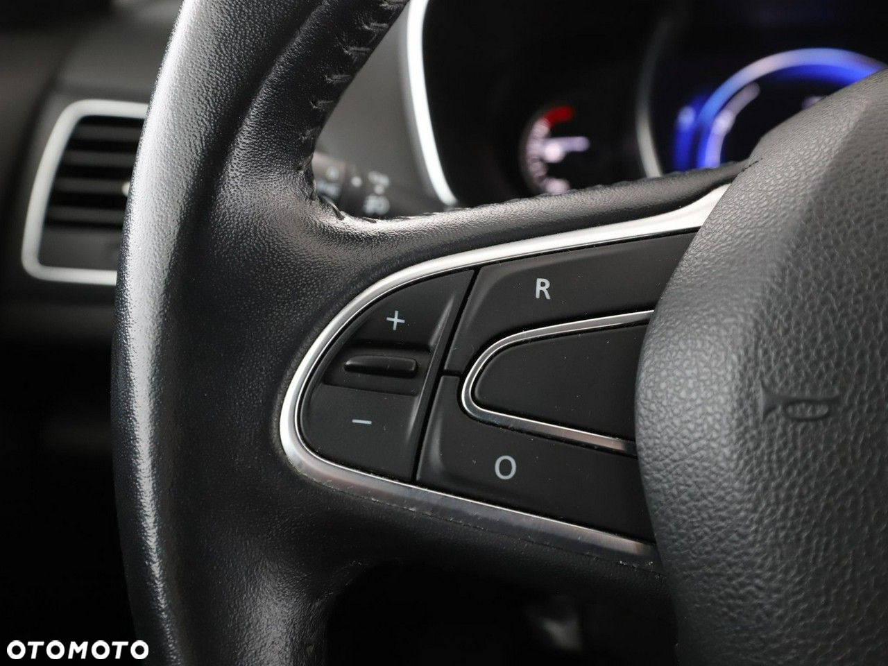 Renault Megane ENERGY TCe 130 LIMITED - 27