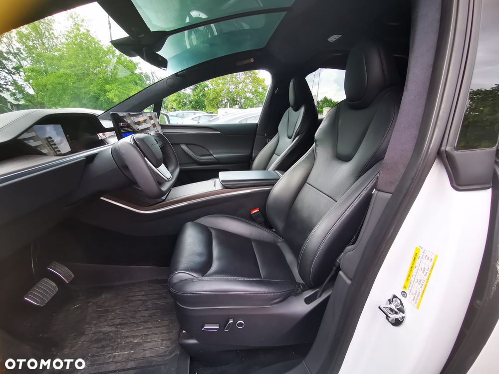 Tesla Model X Long Range - 28