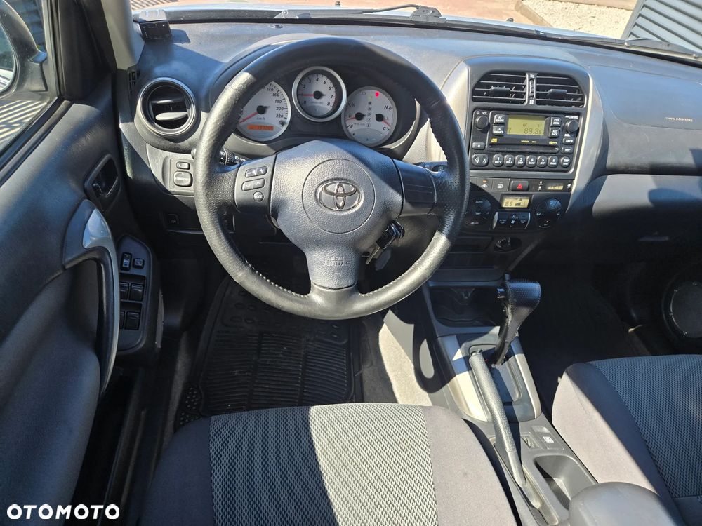 Toyota RAV4 2.0 VVT-i Prestige - 21