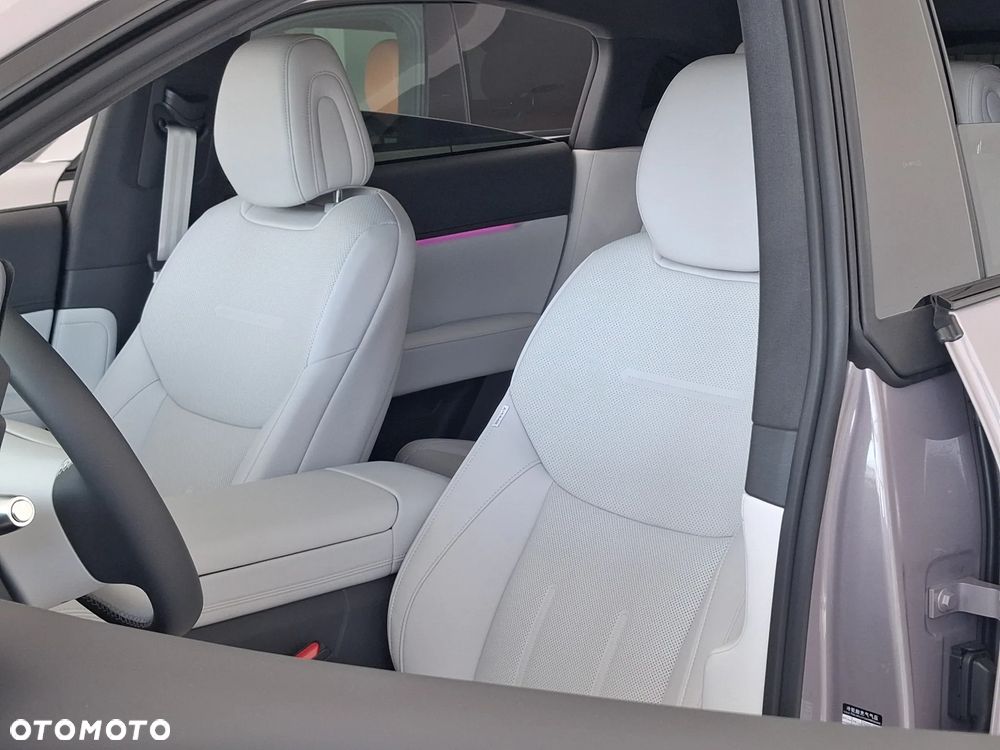 XPeng G6 80.8 kWh AWD Performance PRO - 10