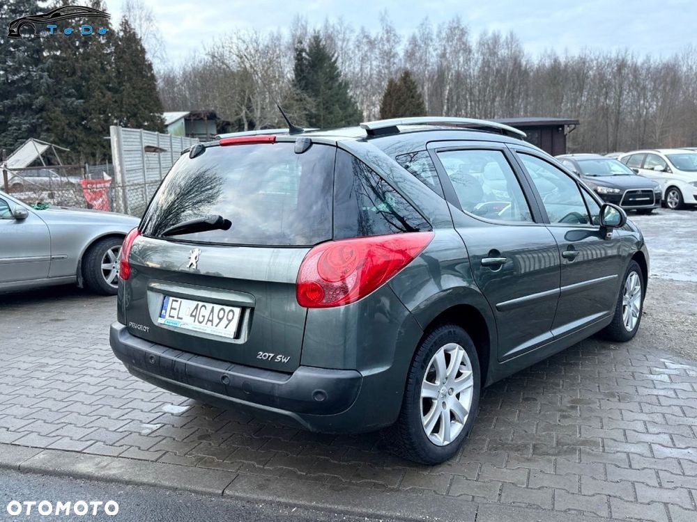 Peugeot 207 1.6 VTi Premium - 17