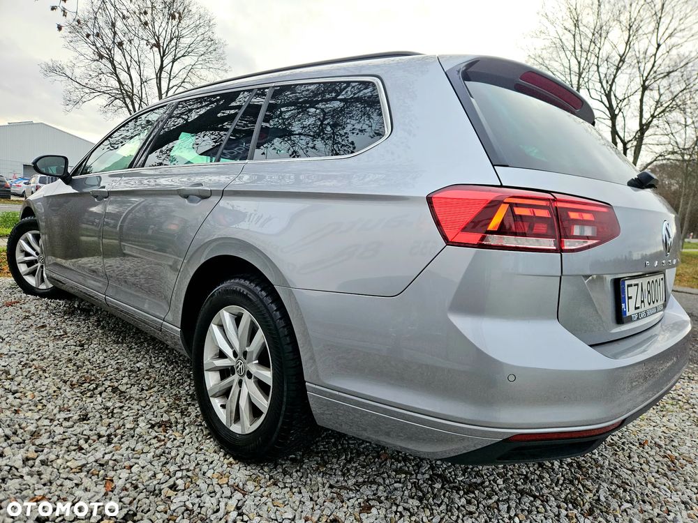Volkswagen Passat Variant ver-variant-2-0-tdi-scr-dsg-business - 2