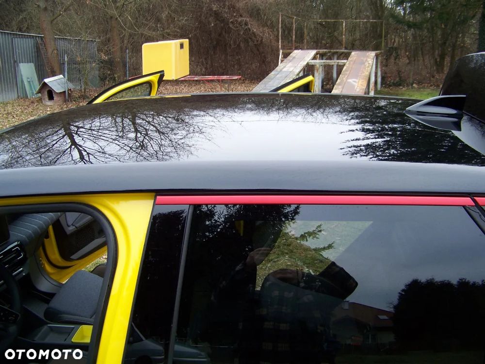 Renault 5 52kWh Comfort Range Techno - 25