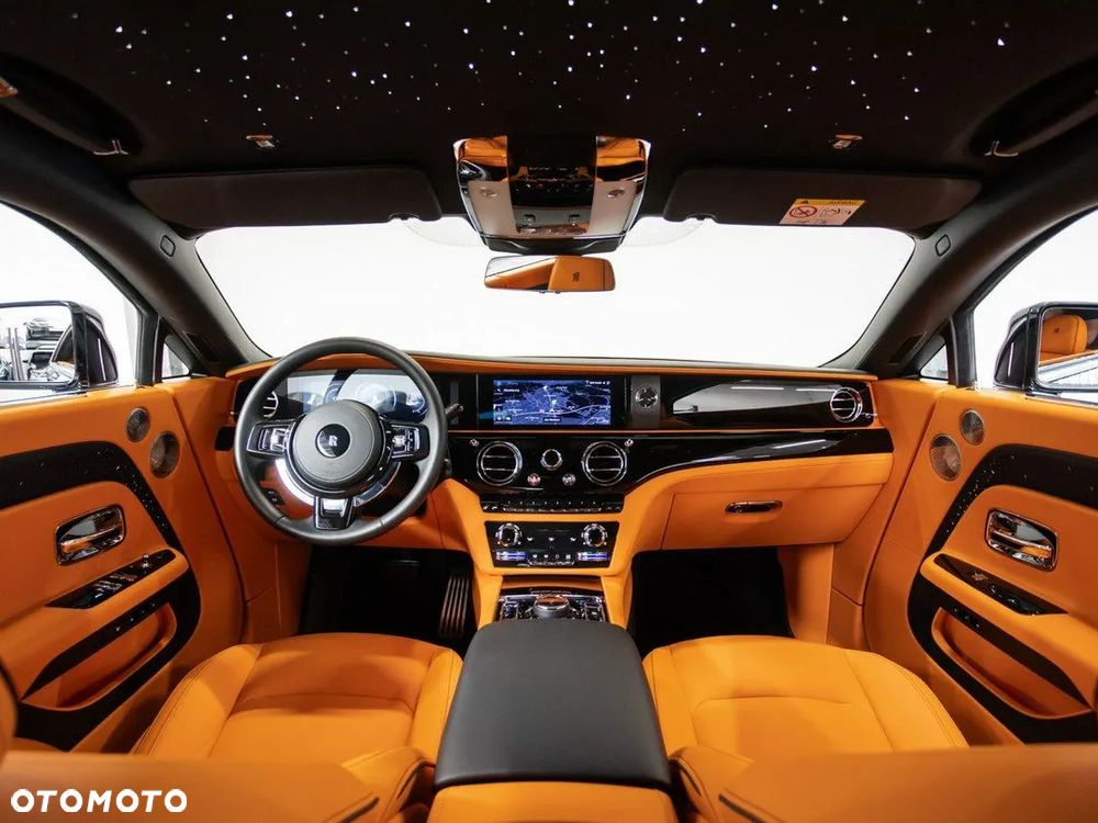 Rolls-Royce Spectre - 23