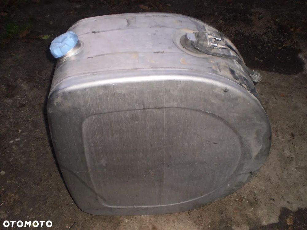 zbiornik ADBLUE RENAULT premium 460 DXI