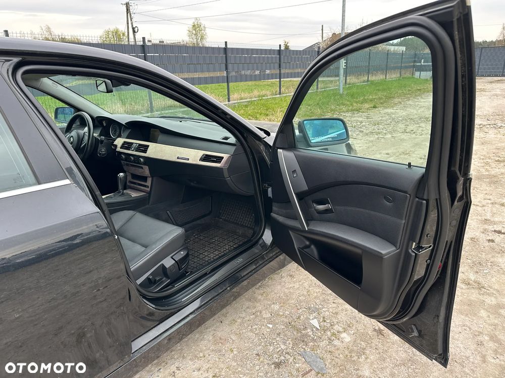 BMW Seria 5 525i - 18