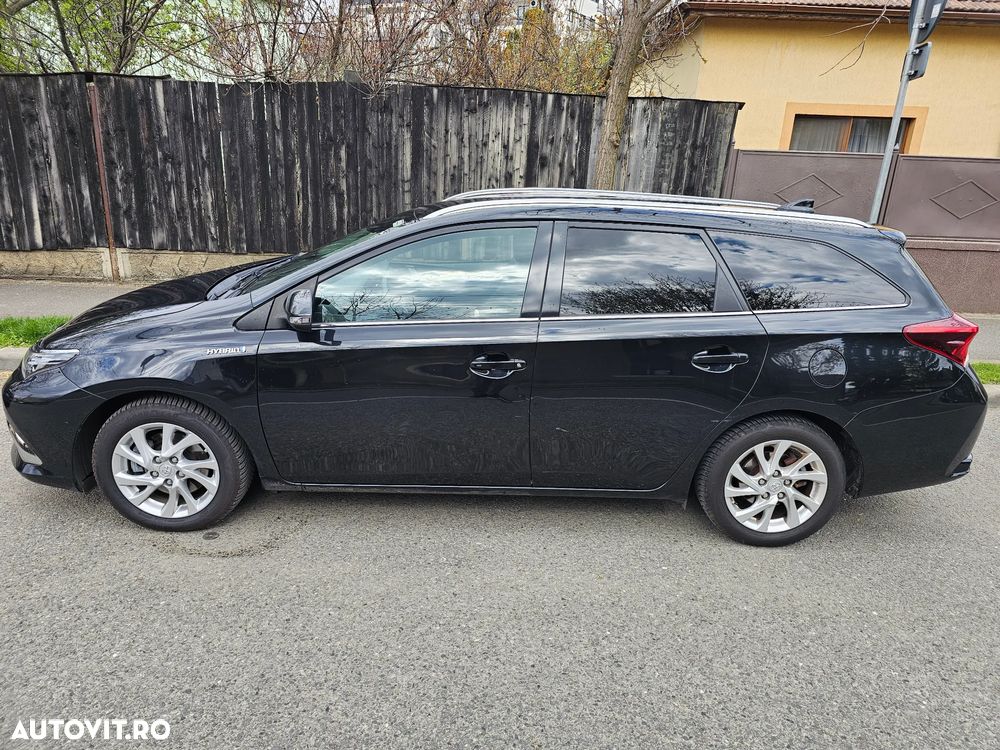 Toyota Auris 1.8 Executive - 8