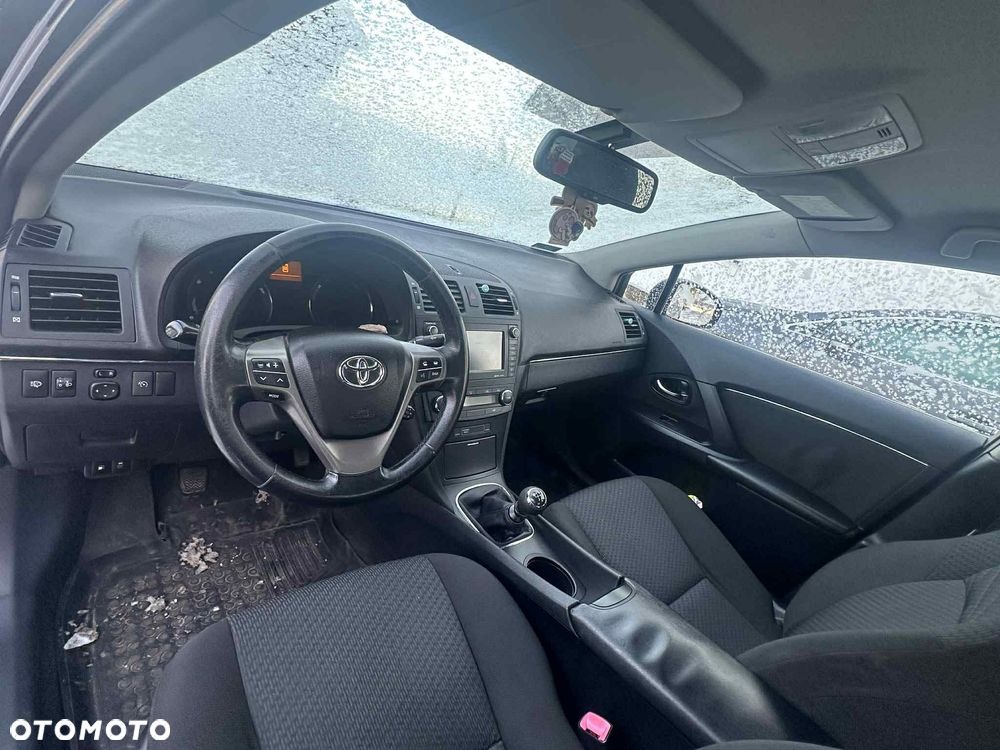 Toyota Avensis 2.0 D-4D Premium - 12
