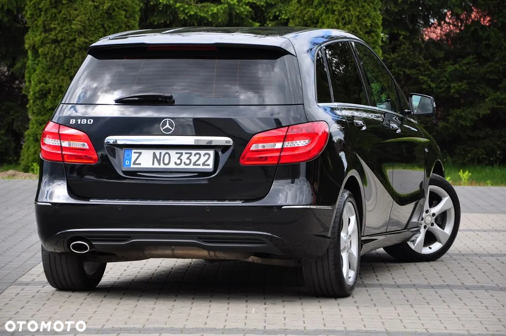 Mercedes-Benz Klasa B 180 BlueEFFICIENCY Edition - 14