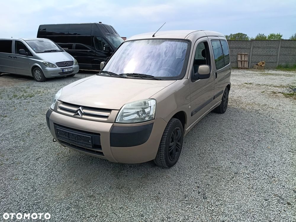 Citroën Berlingo 1.6i Pakiet Plus - 28