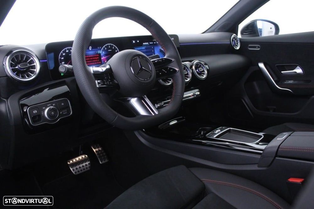 Mercedes-Benz A 200 AMG Line Aut. - 21