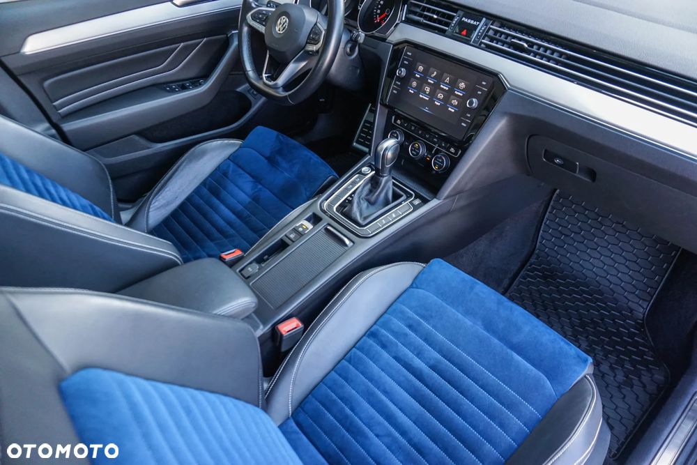 Volkswagen Passat 1.5 TSI EVO Elegance DSG - 33