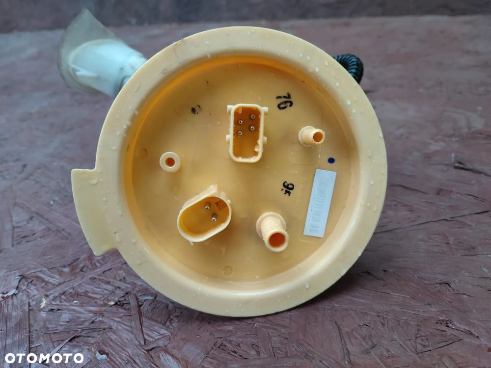 BMW F06 / F07 / F10 / F11 / F12 / F13 / ORYGINALNA POMPA PALIWA Z BAKU DO SILNIKÓW DIESLA GAMY N57 / N47 ( 2.0D / 3.0D / 3.5D / 4.0D / 5.0D ) O NR.  16 11 7 260 648 OEM W BARDZO DOBRYM STANIE - 3