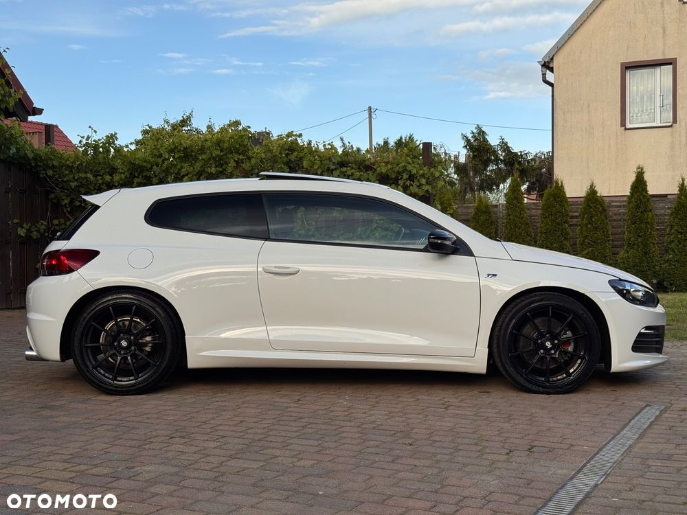 Volkswagen Scirocco 2.0 TSI R-Style DSG - 28