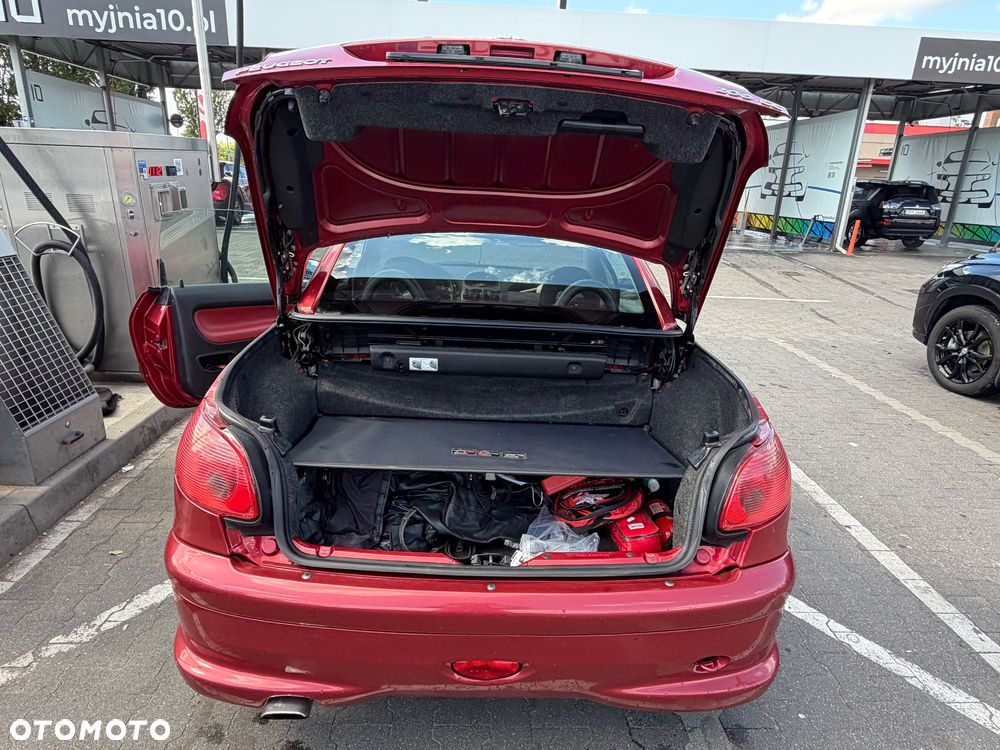 Peugeot 206 CC 2.0 - 12