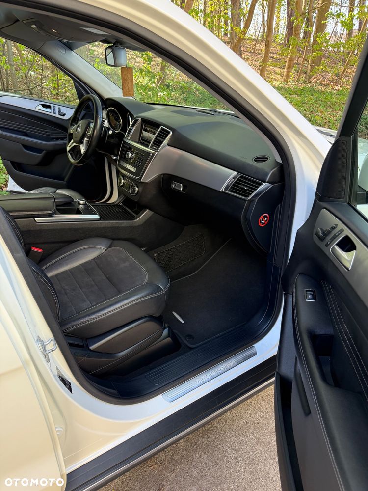 Mercedes-Benz ML 350 BlueTEC 4MATIC 7G-TRONIC - 15