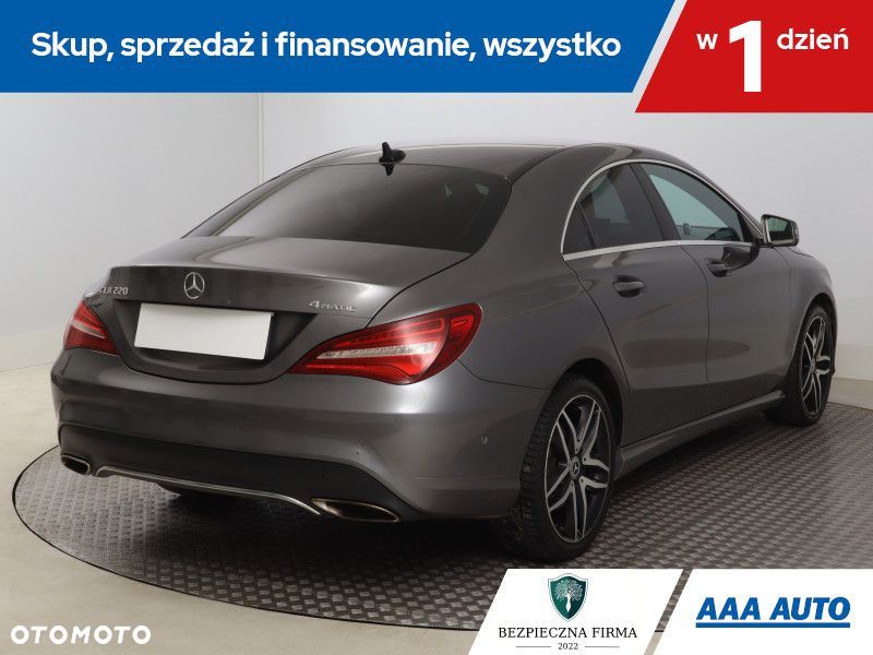 Mercedes-Benz CLA - 7