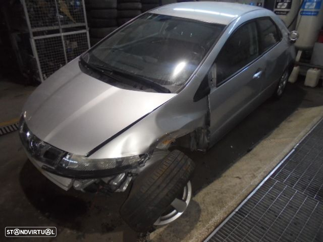 Carro MOT: L13Z1 CXVEL: PHE4 SPLM HONDA CIVIC 8 2009 1.4 100CV 5P CINZA  GASOLINA - 3
