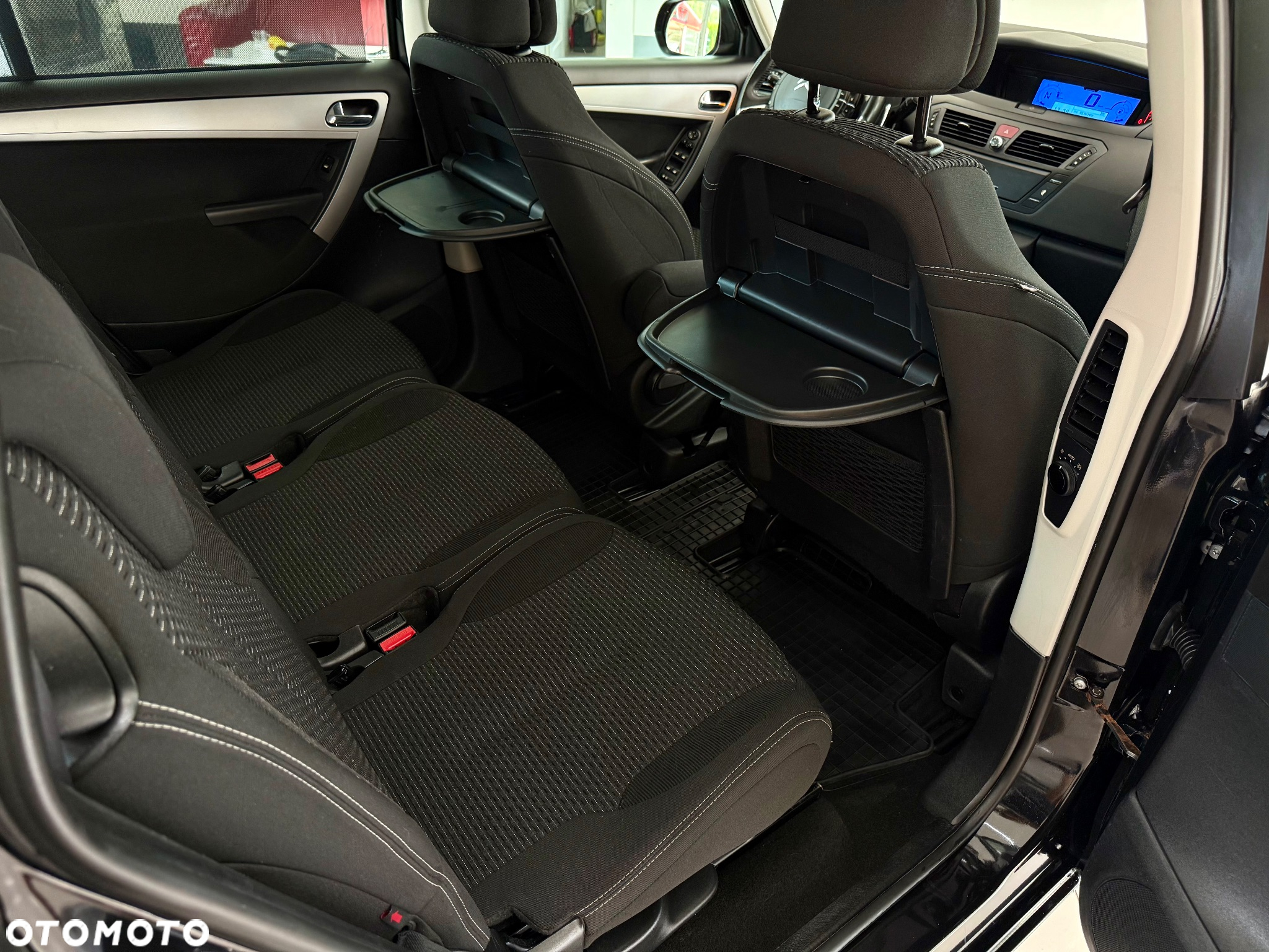 Citroën C4 Grand Picasso 1.6 HDi FAP EGS6 Exclusive - 6