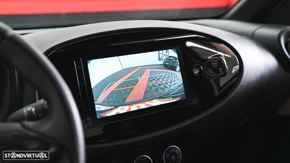 Toyota Aygo X 1.0 Play CVT - 15