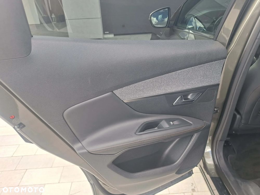 Peugeot 3008 HDi FAP 150 Premium - 31