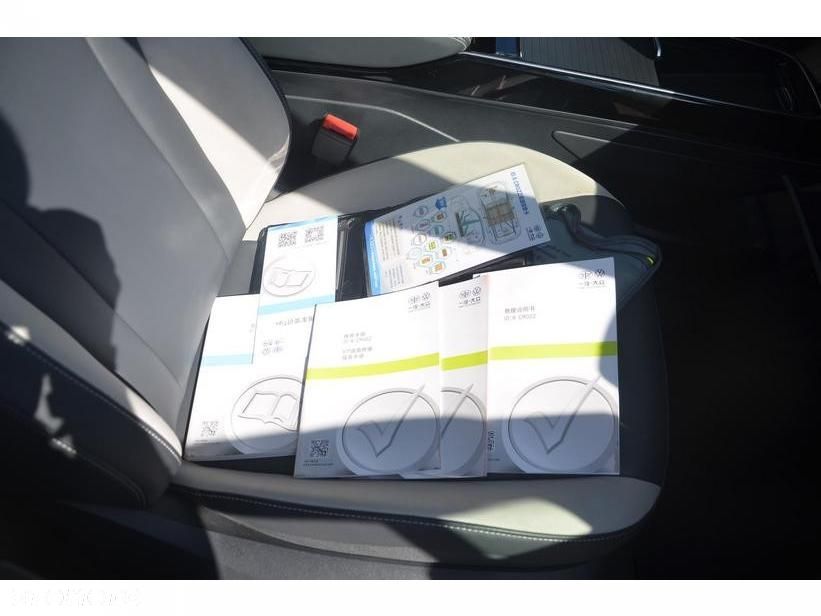 Volkswagen ID.6 - 23