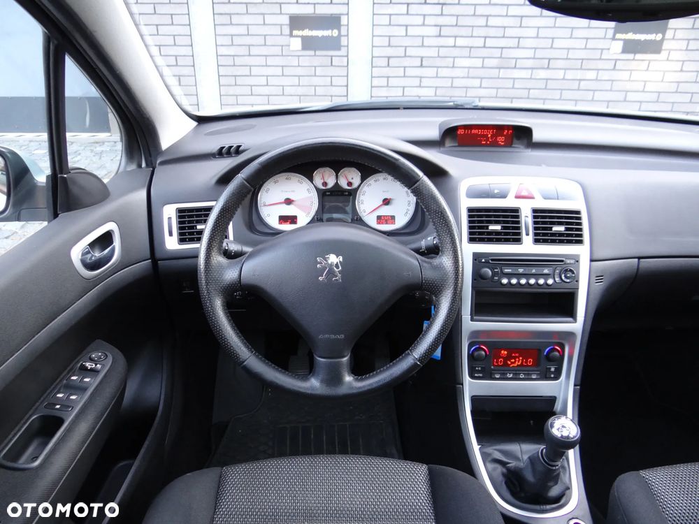 Peugeot 307 SW 110 OXYGO - 29